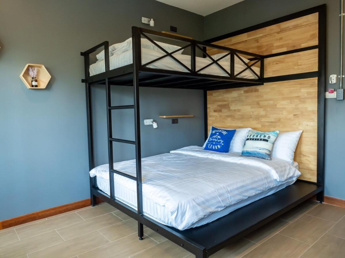 Ray Hostel Chiang Mai Bagian luar foto