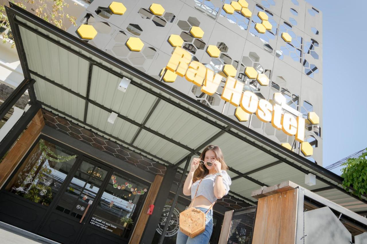 Ray Hostel Chiang Mai Bagian luar foto