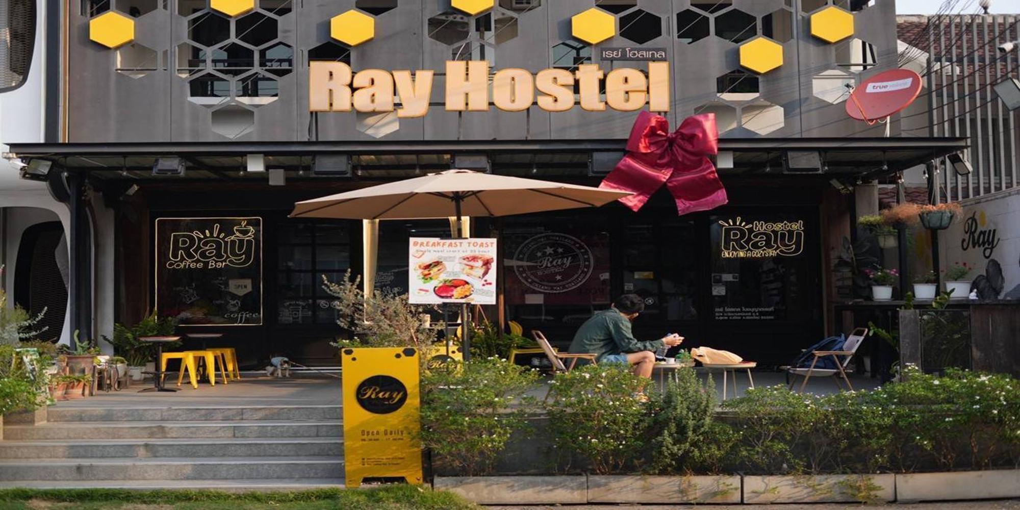 Ray Hostel Chiang Mai Bagian luar foto